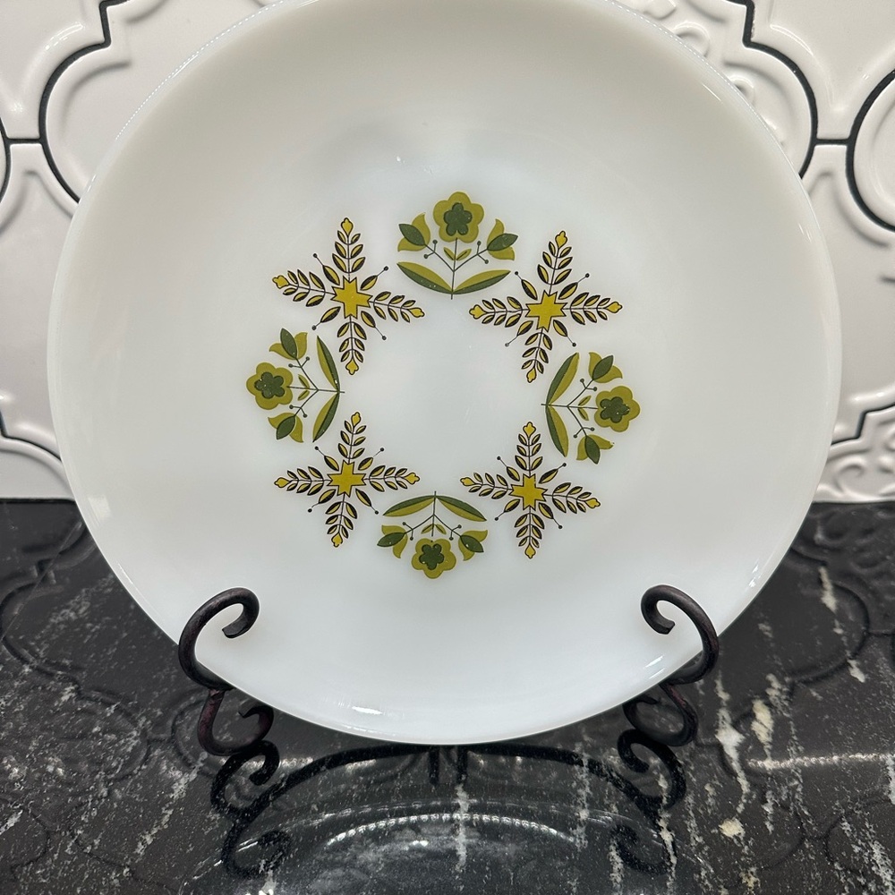 Anchor Hocking Fire King Green Meadow set of 2 plates - Picture 4 of 5